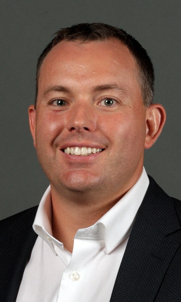 Bucks' Horst wins Executive of the Year, heads back to work